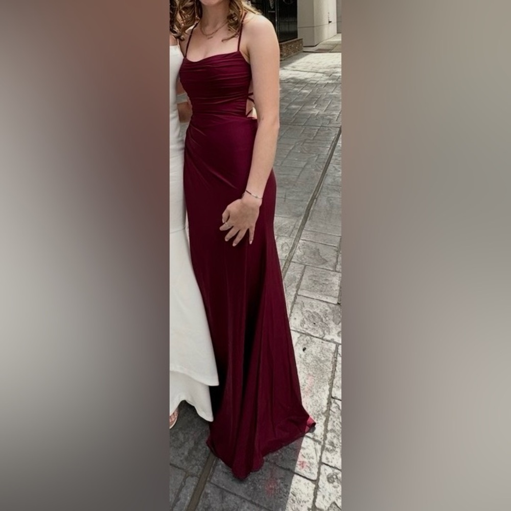 Elegant Burgundy Formal Dress